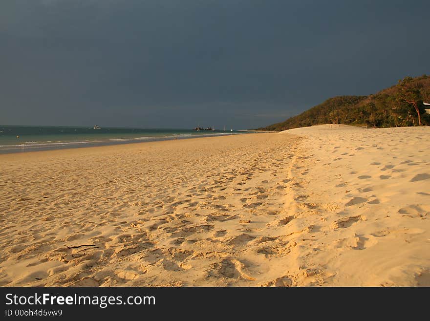 Darksky above the light beach