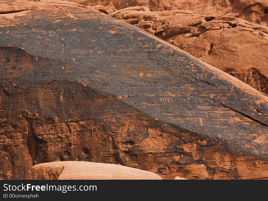 Native American petroglyphs on canyon wall - Valley of fire SP