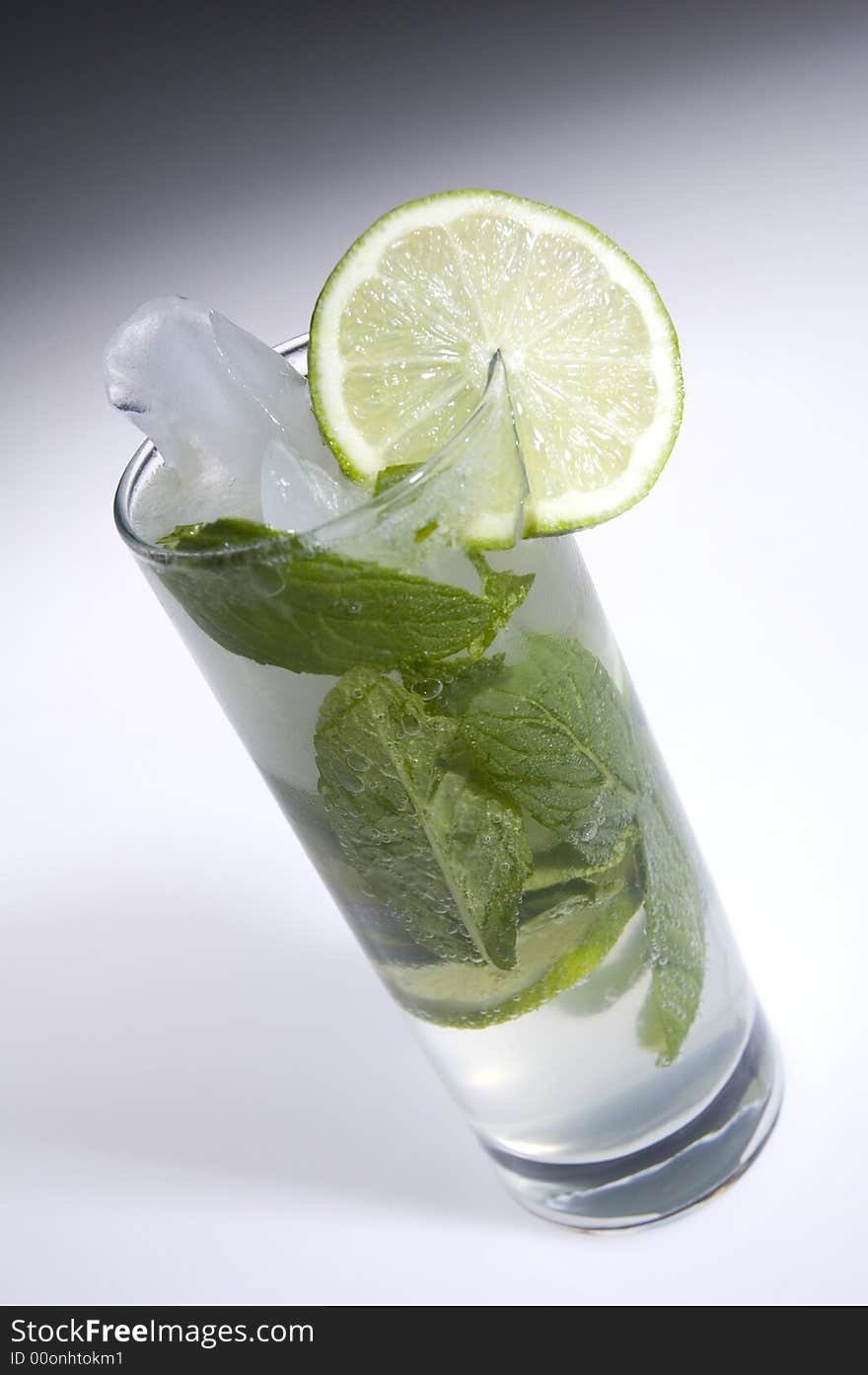 Mojito with a gradient background. Mojito with a gradient background.