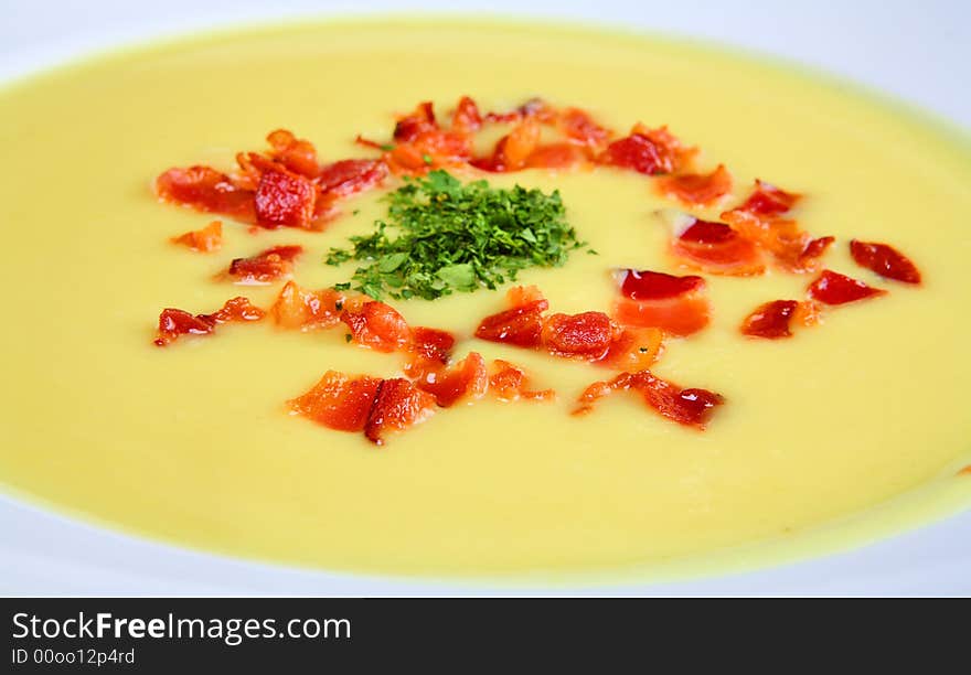 Creamy cauliflower soup