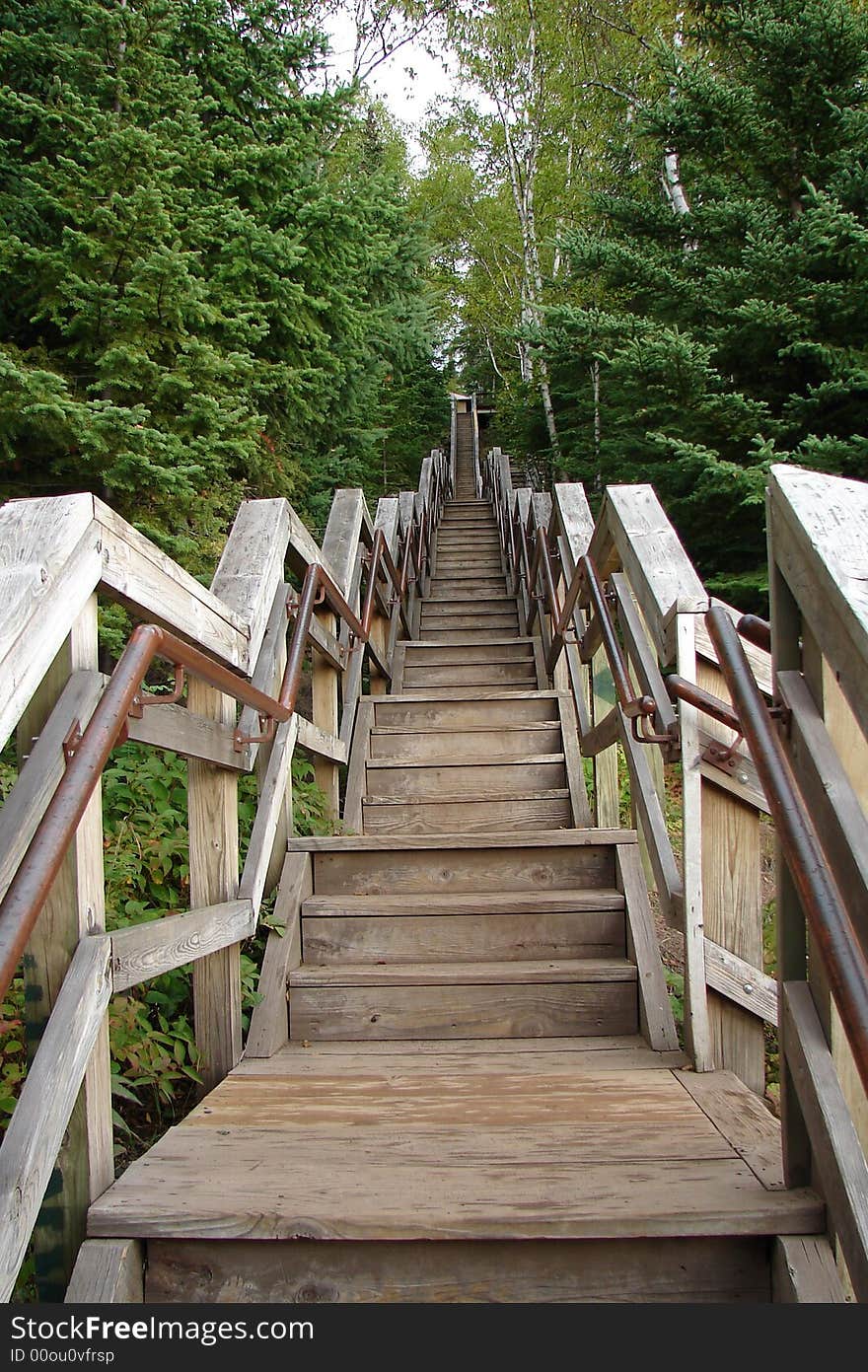 Many stairs, leading up from lake superior. Many stairs, leading up from lake superior