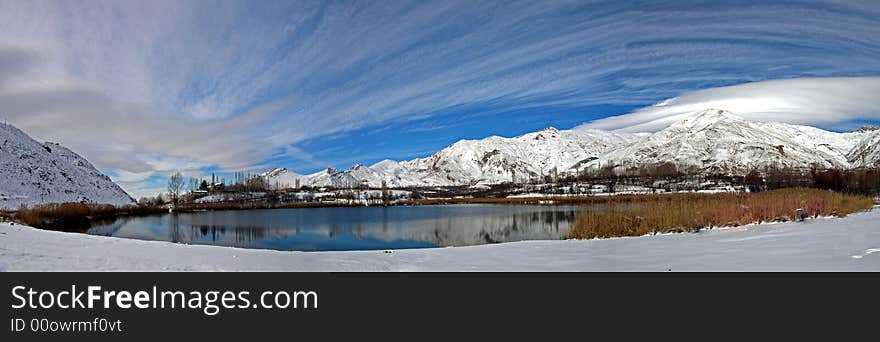 evan lake , alamout , iran

image have taken in 3 frame and merged later