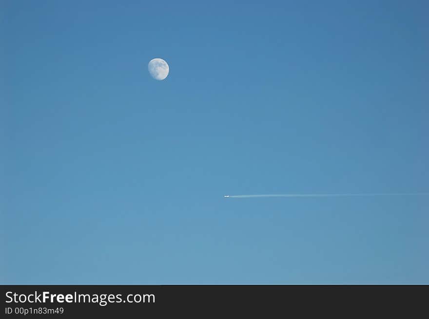 Moon & Aircraft