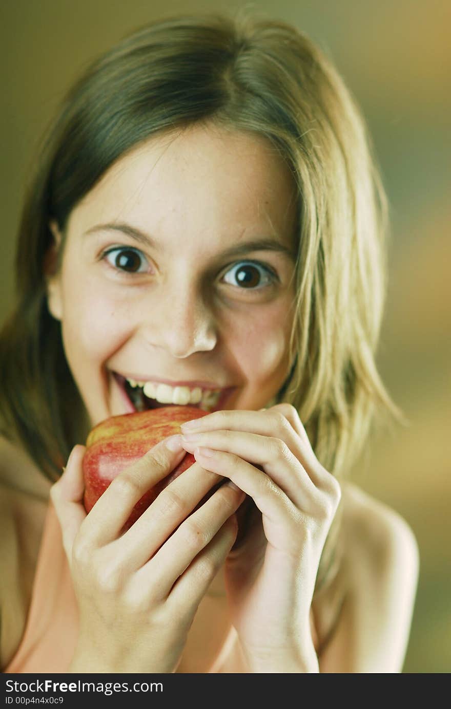 A girl with an apple