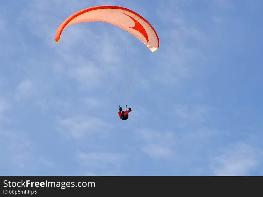 The paragliding in the summer ski.