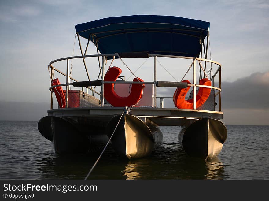 Island style barge boat