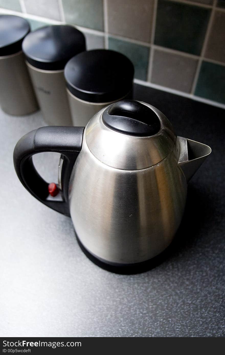 Kettle With Containers