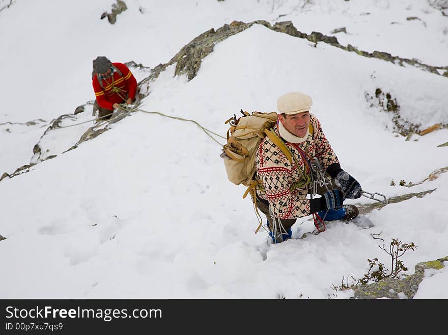 Old style climber; winter season, horizontal orientation