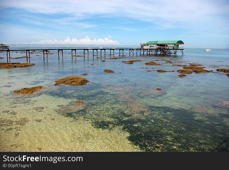 The trestle over the sea