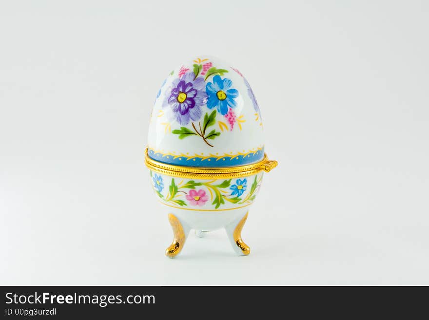 Modern egg a casket from porcelain made in China