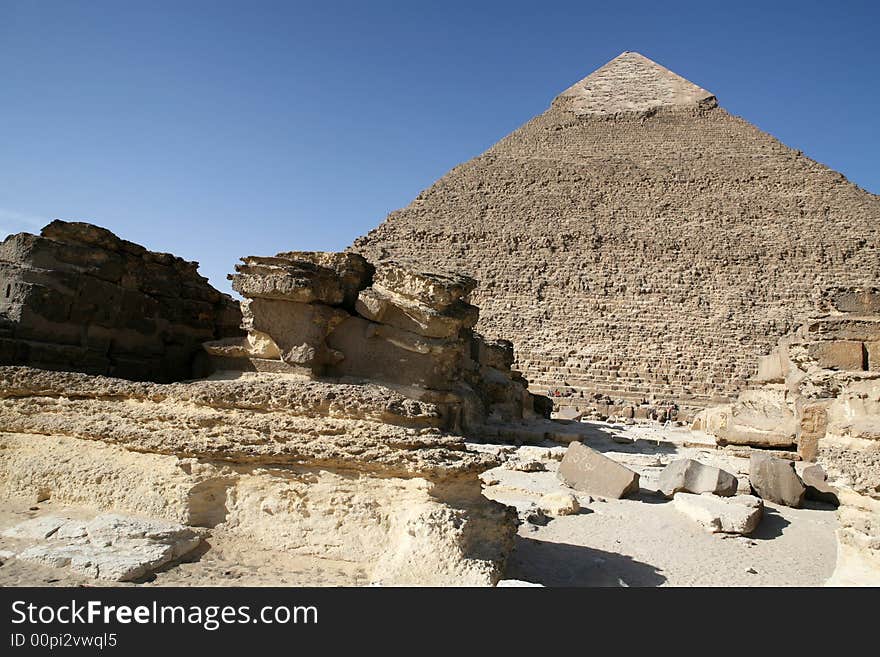 The Great Pyramid of Giza end rubble of the templ.