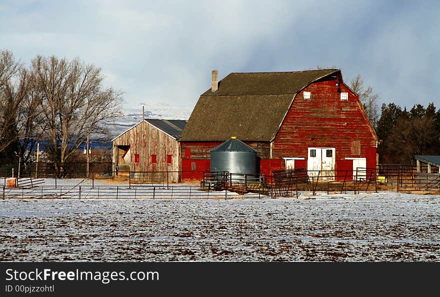 Rustic Red Barn 2