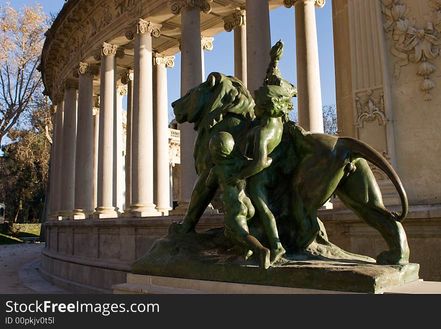 Retiro Park in late afternoon