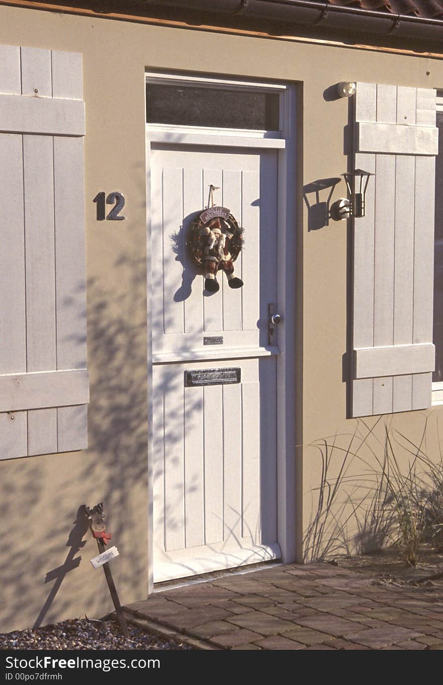 Home entrance door