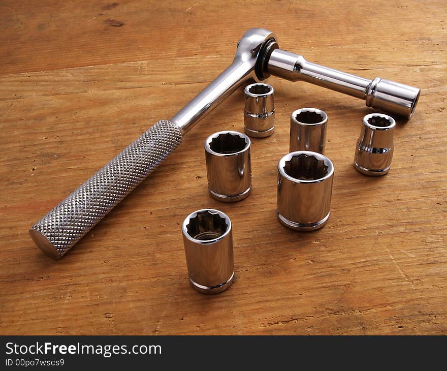 Socket Wrench With 6 Extra Sockets-old.JPG