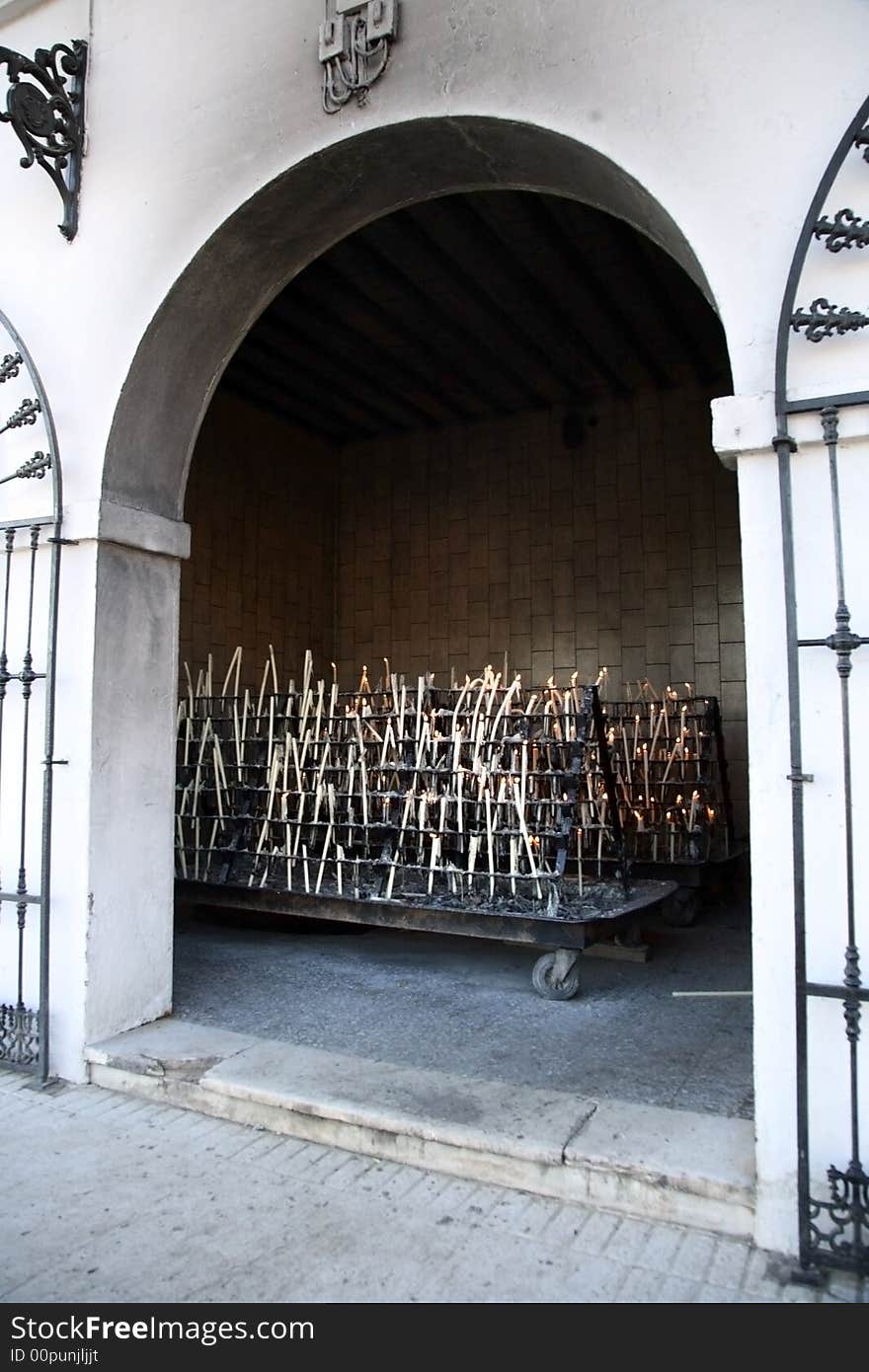 Candles cart in el rocio's church