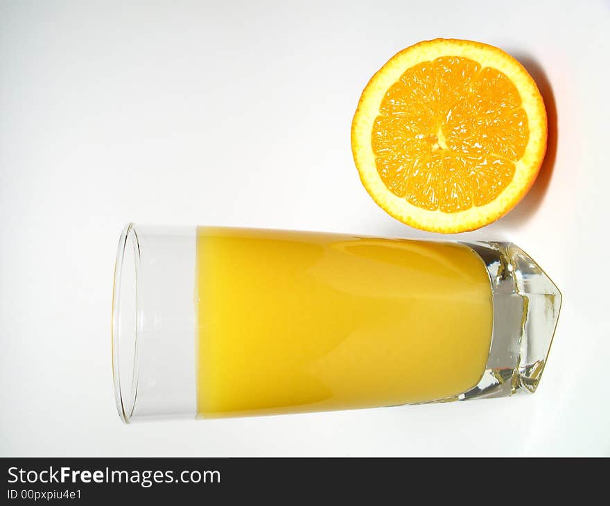 Detail orange juice with oranges