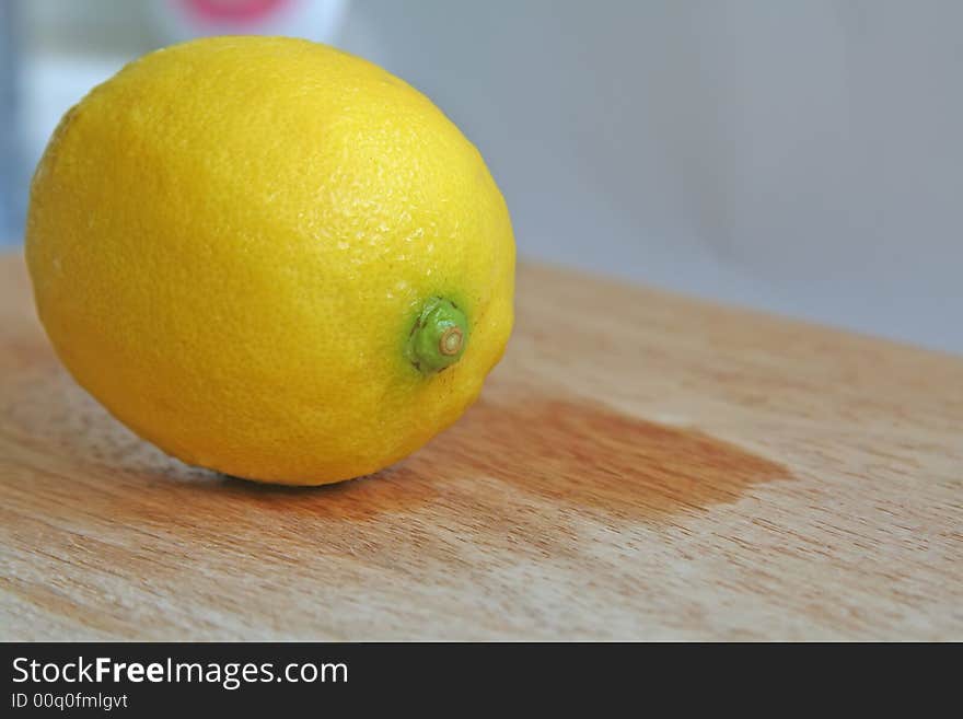 Solitary lemon