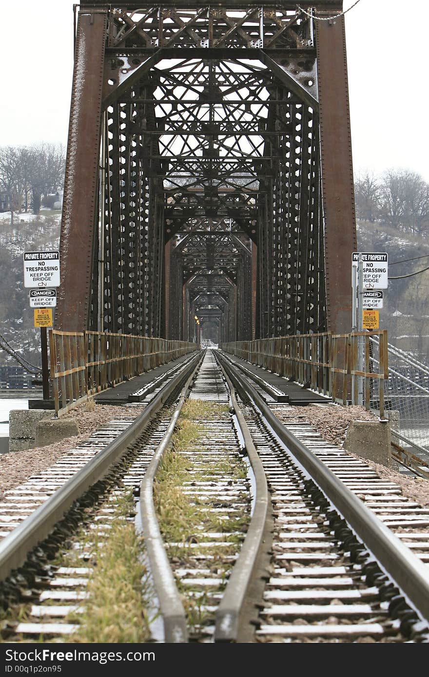 Railroad Bridge Crossing over the Mississippi River