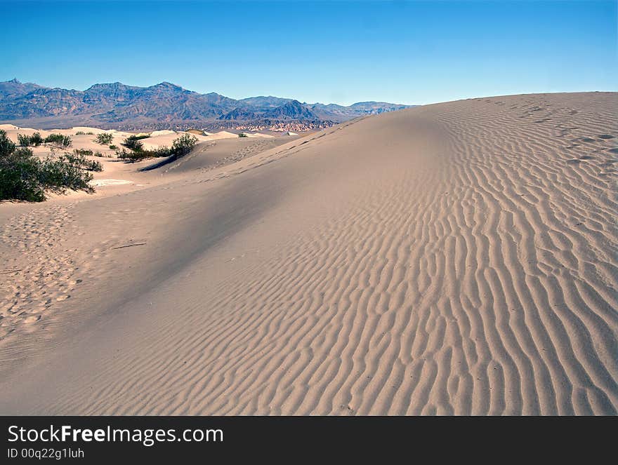 Mesquite flat dunes, Death Valley