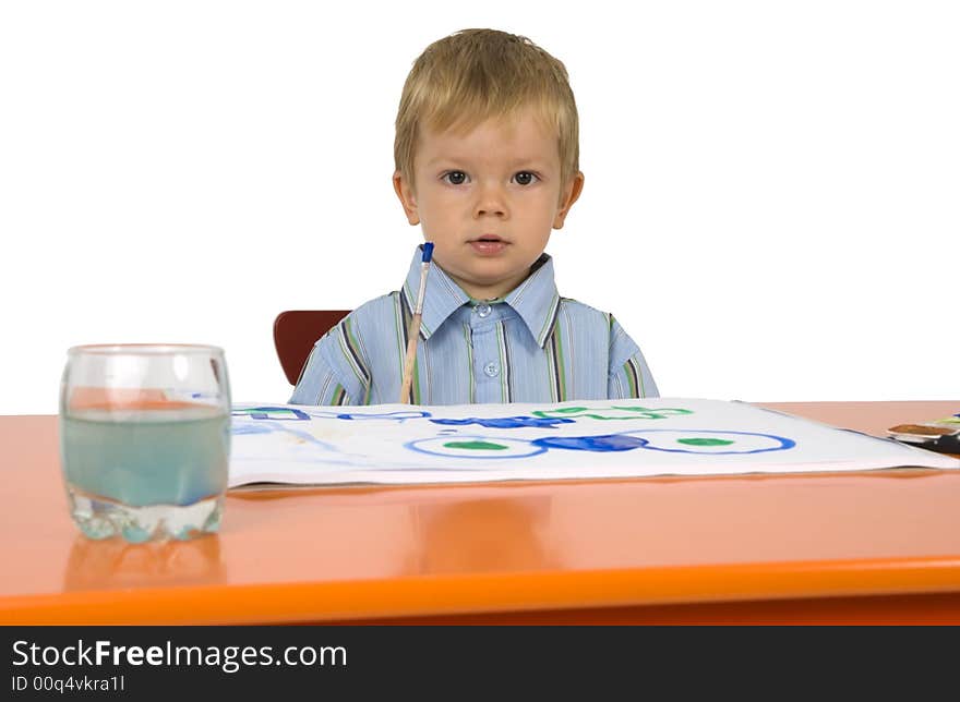 Children Like To Paint.