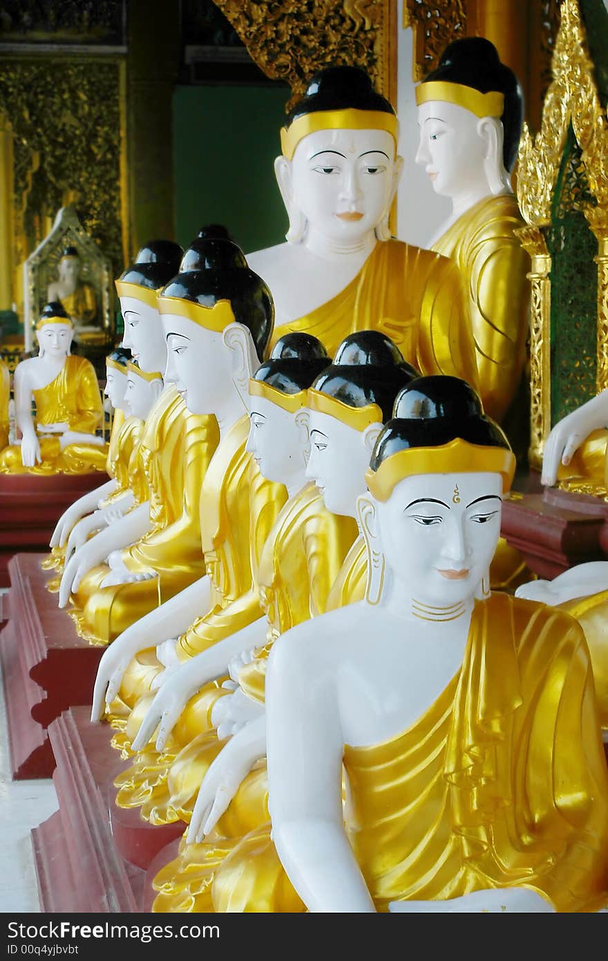 Buddha statues in buddist temple