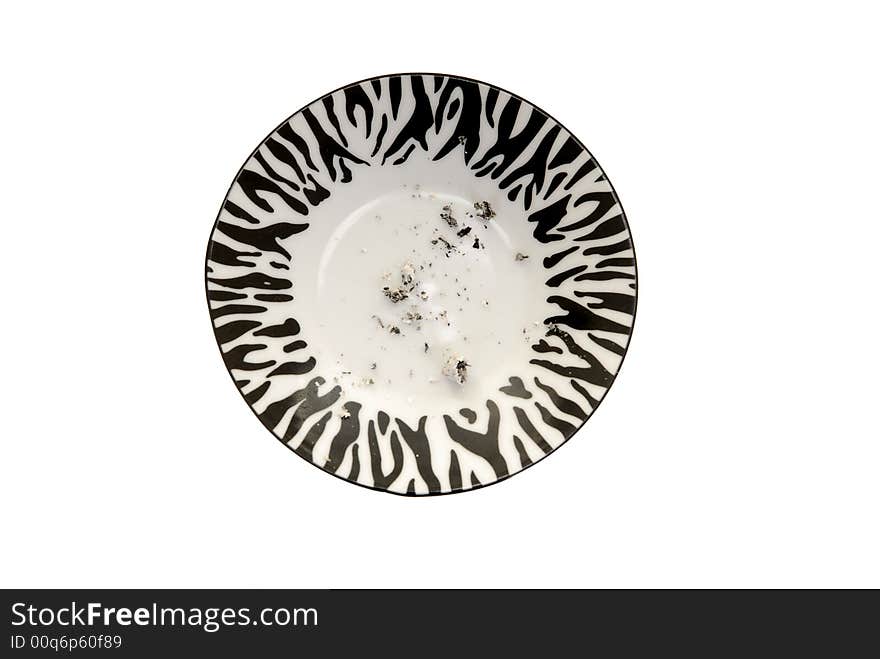 Glamour black and white ashtray with ash