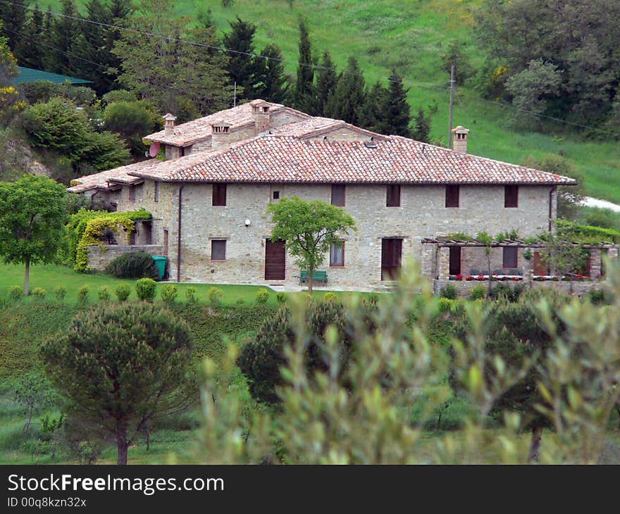 Un vecchio casolare delle colline umbre