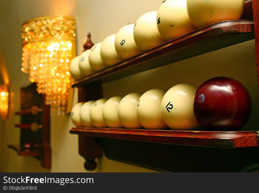 Billiard spheres