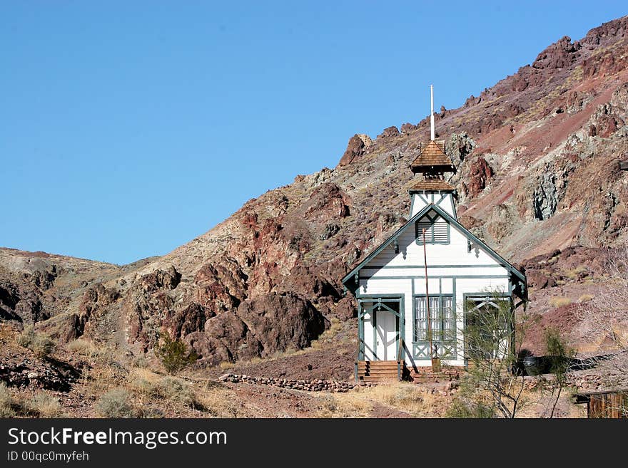 Wide angle shot of an Abandoned school found on route 66