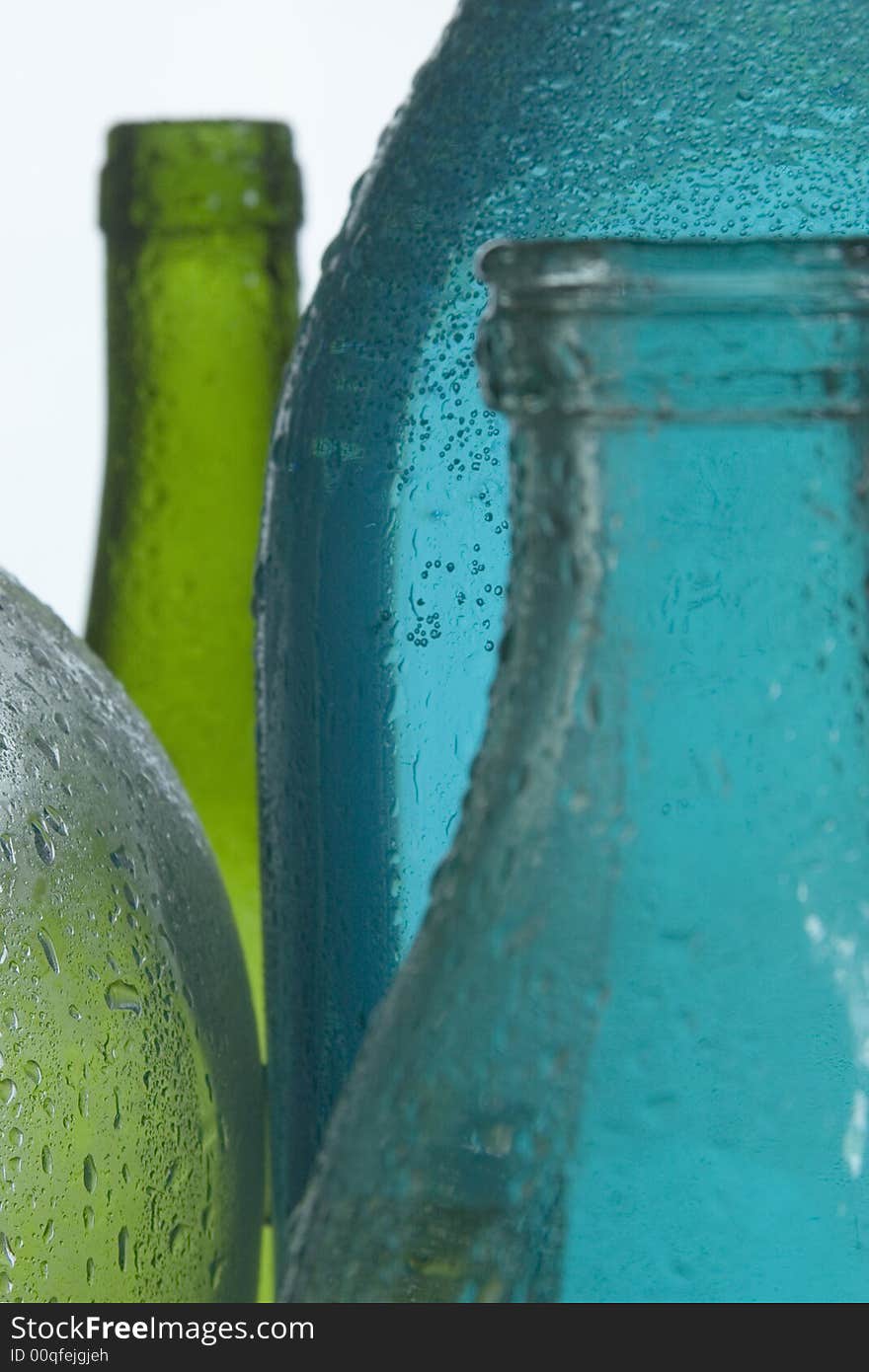 Wet color glass bottles