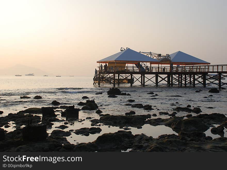 Trestle and black reefs