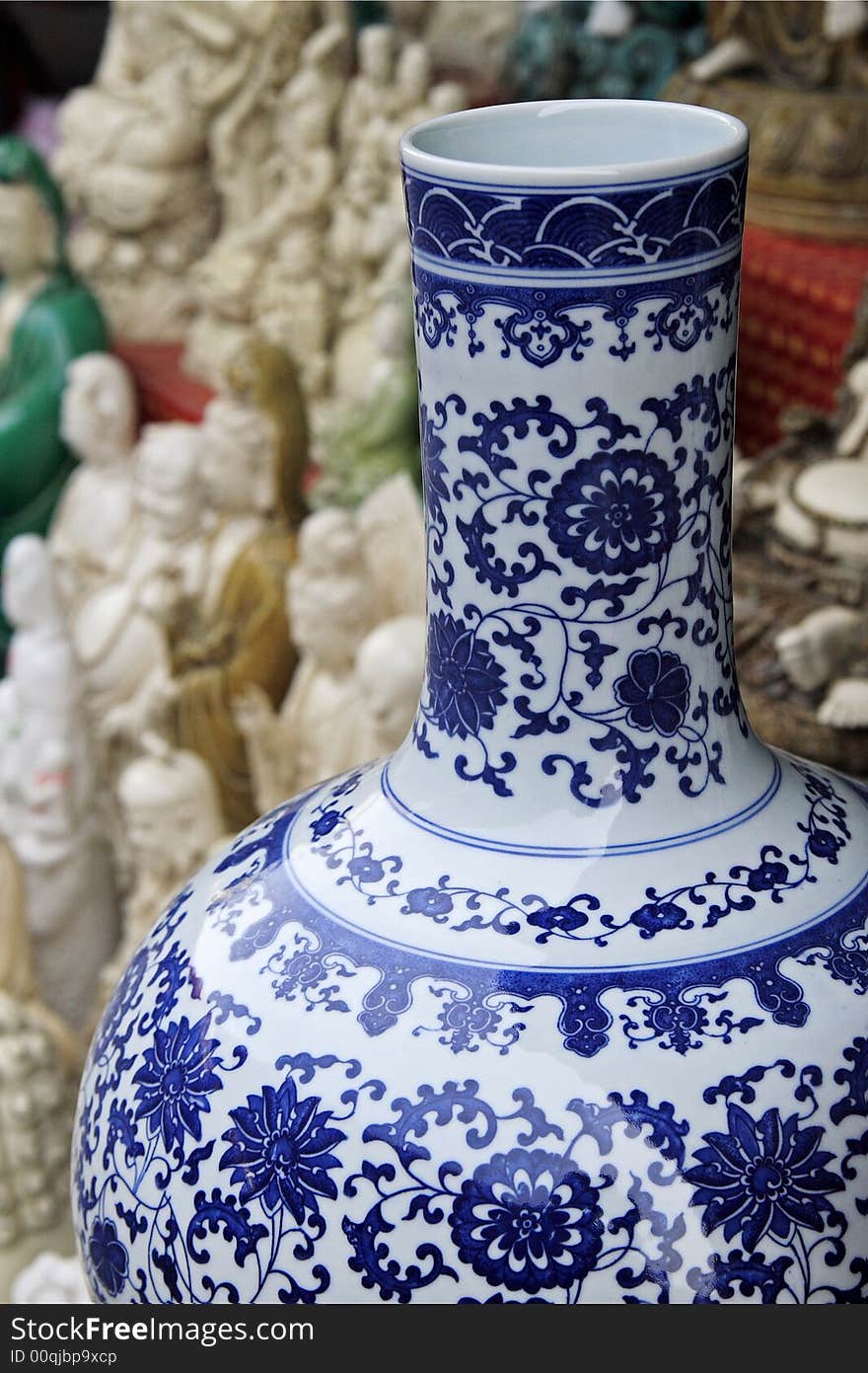 Chinese old china. Making porcelain technology of China, very famous in history, have the good reputation of country of the porcelain.