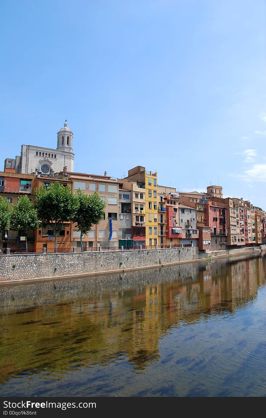 The spanish town near the river