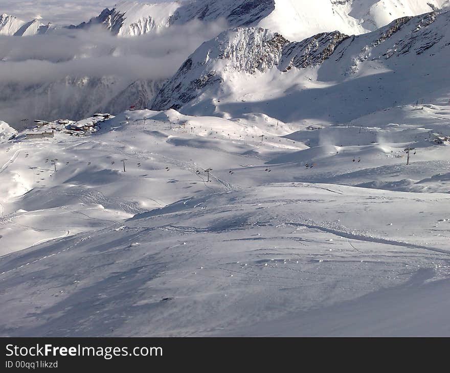 A beautiful snowy mountain lanscape. A beautiful snowy mountain lanscape