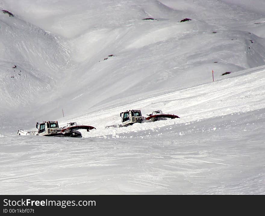 Preparing the ski run