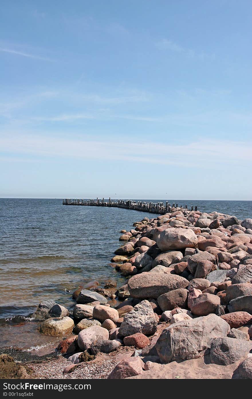 Vertical photo of the stony pier