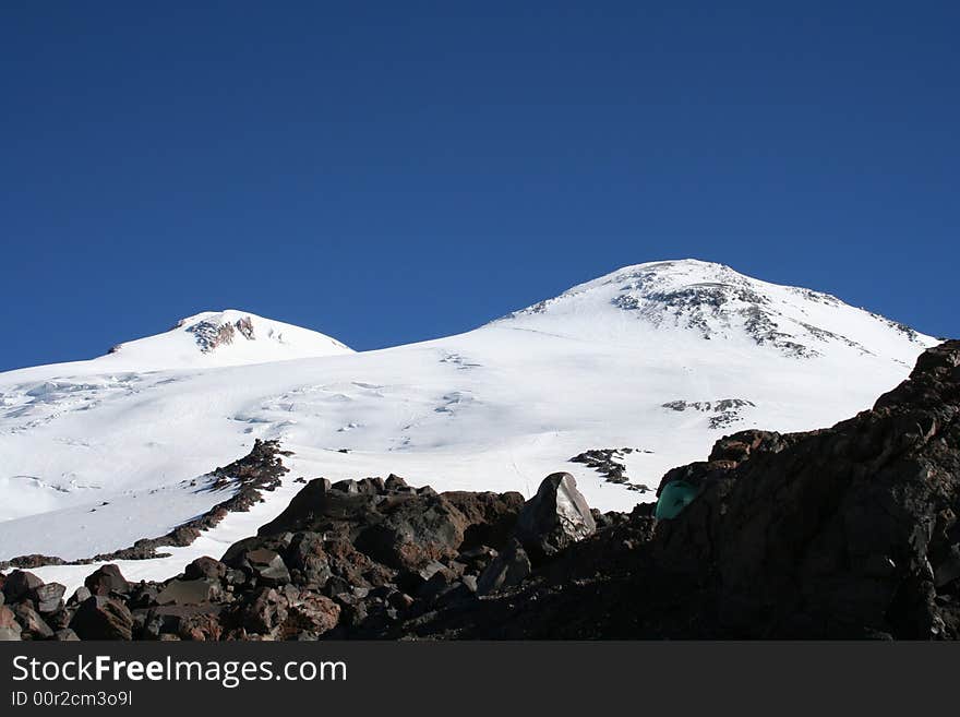 Elbrus Dual Heads