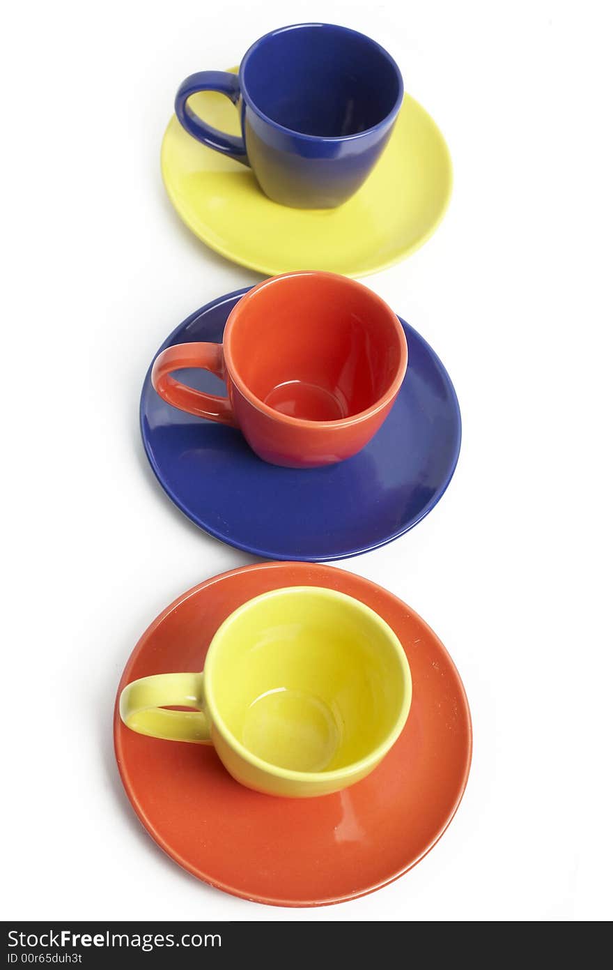 An image of a varicoloured cups. An image of a varicoloured cups