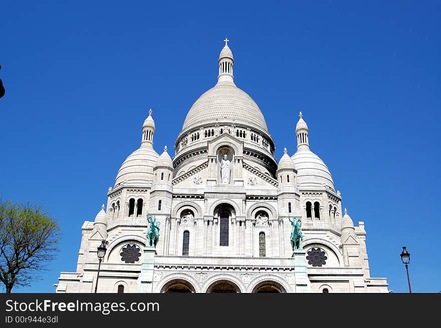 The basilica Sacre-Coeur, Montmartre, Paris