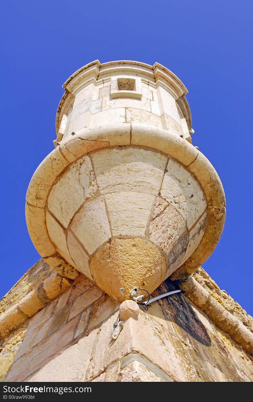 Portugal, area of Algarve, Lagos: typical military architecture, Fortress; white crow's nest with seagull on the domes top. Portugal, area of Algarve, Lagos: typical military architecture, Fortress; white crow's nest with seagull on the domes top