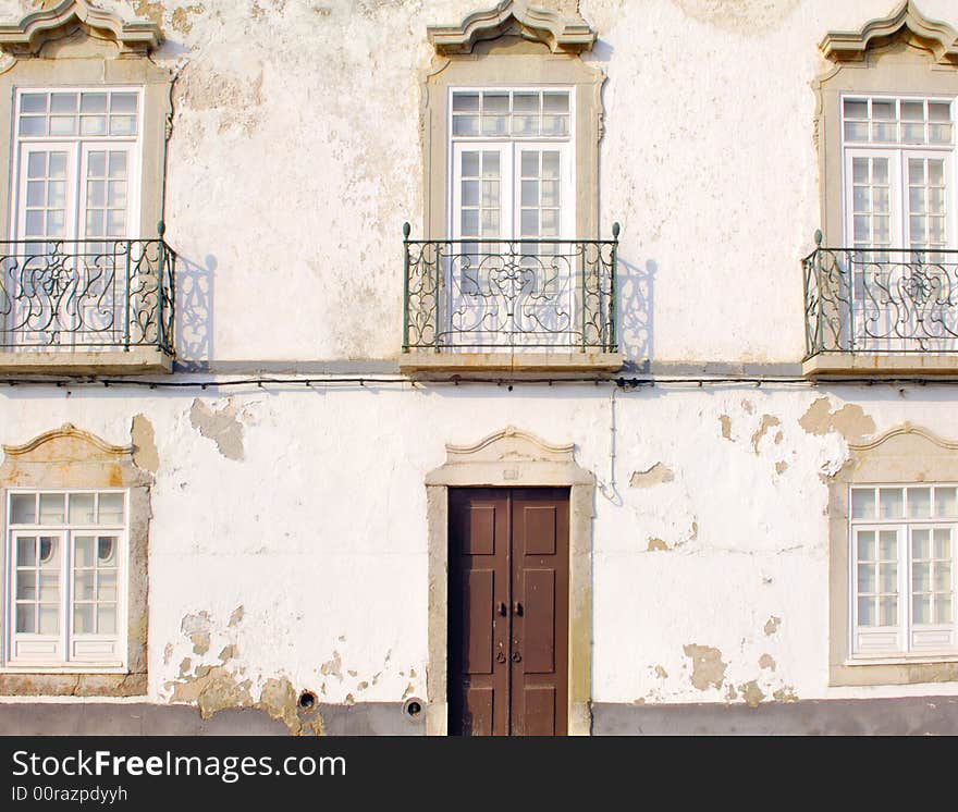 Portugal, area of Algarve, Tavira: architecture