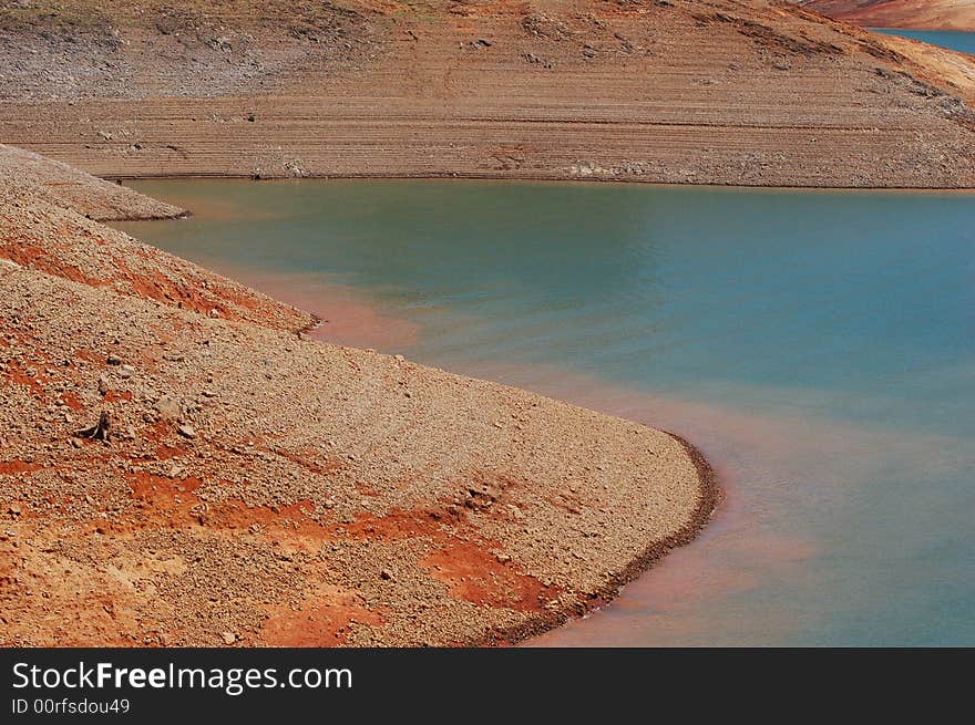 Mineral Deposits At Lake Shasta