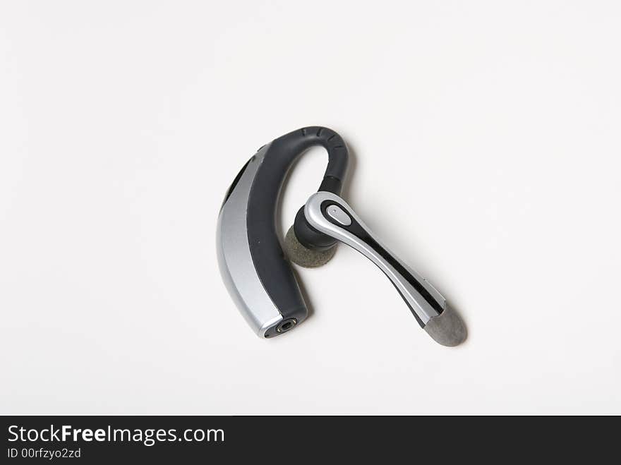 This is the bluetooth headset for cell phones