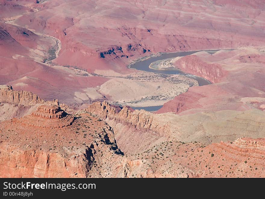 View of the Grand Canyon from one of the lookout points in Grand Canyon Village, South Rim. Grand Canyon National Park, Arizona, United States.