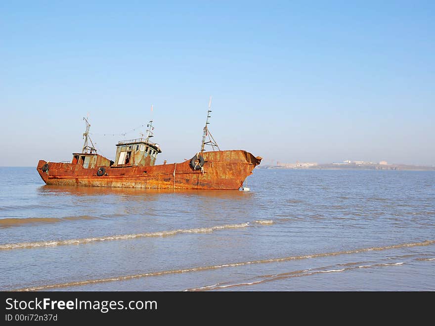 The rust ship of Changxingdao in winter. The rust ship of Changxingdao in winter