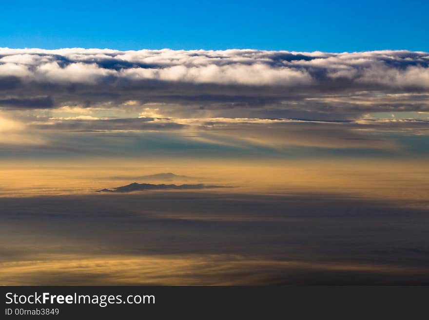 The view above the altitude of 8000m. The view above the altitude of 8000m.