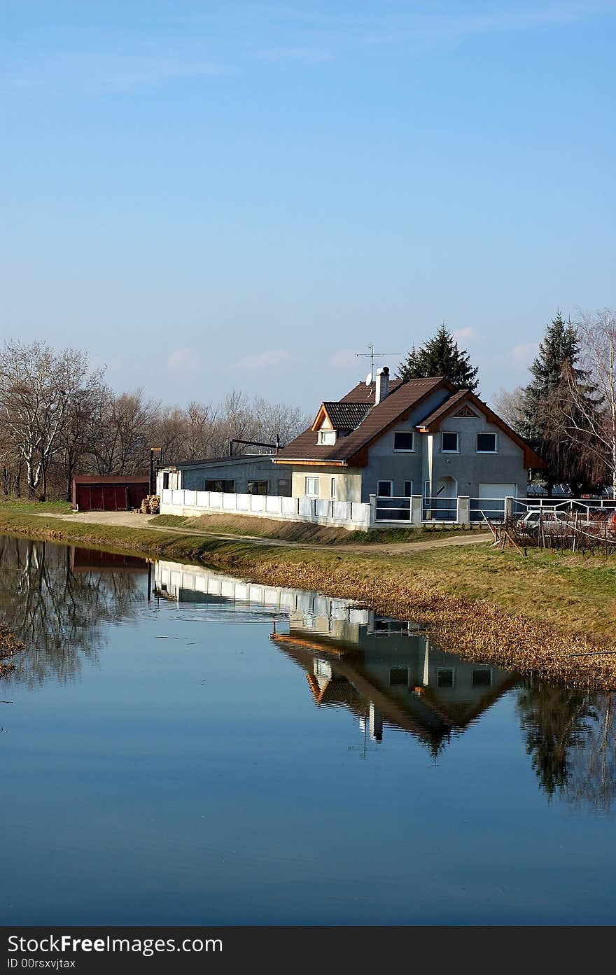 New house with garage with for sale.