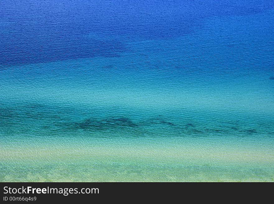 The colorful water of Lake Michigan