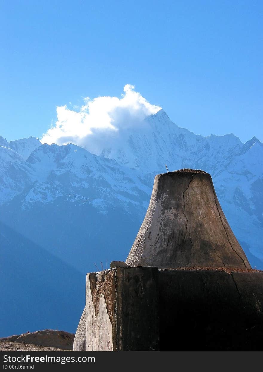 This photo was taken at the foot of Mt.Meili, Yunnan province, China. Nov, 2005. Where is at an altitude of about 3,500 metres (11,500 feet). This photo was taken at the foot of Mt.Meili, Yunnan province, China. Nov, 2005. Where is at an altitude of about 3,500 metres (11,500 feet).